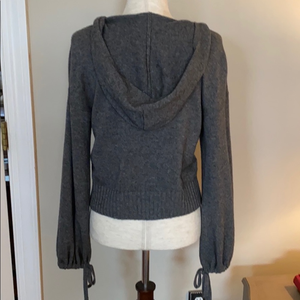VINCE scrunch sleeve crop hoodie sweater - Picture 4 of 7